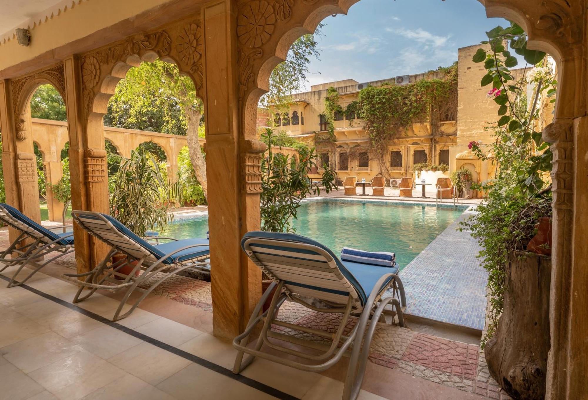 ホテル Jhalamand Garh, Jodhpur ジョードプル エクステリア 写真